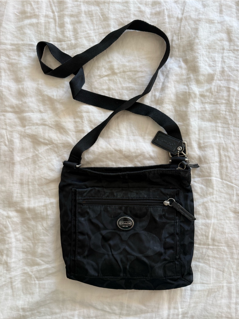 Coach Getaway Signature C Nylon File Bag crossbody lightweight travel black